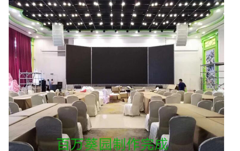 百萬葵園P3.1主高.2副低led顯示屏