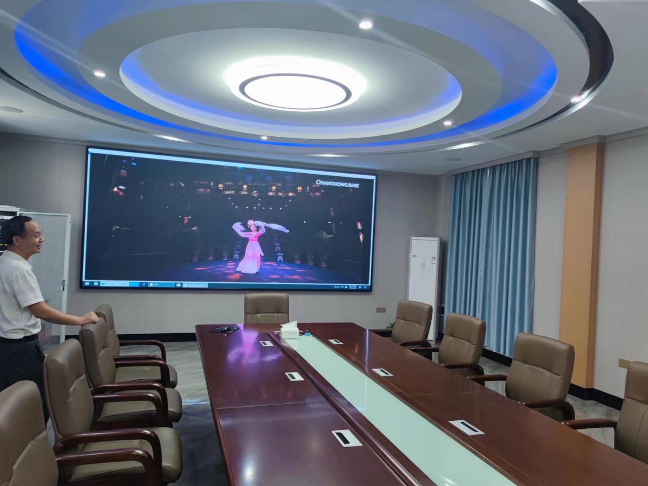 廉江科貿(mào)局室內(nèi)SVD2LED顯示屏